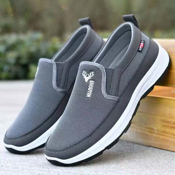 Sports and leisure soft-soled comfortable old Beijing cloth shoes
