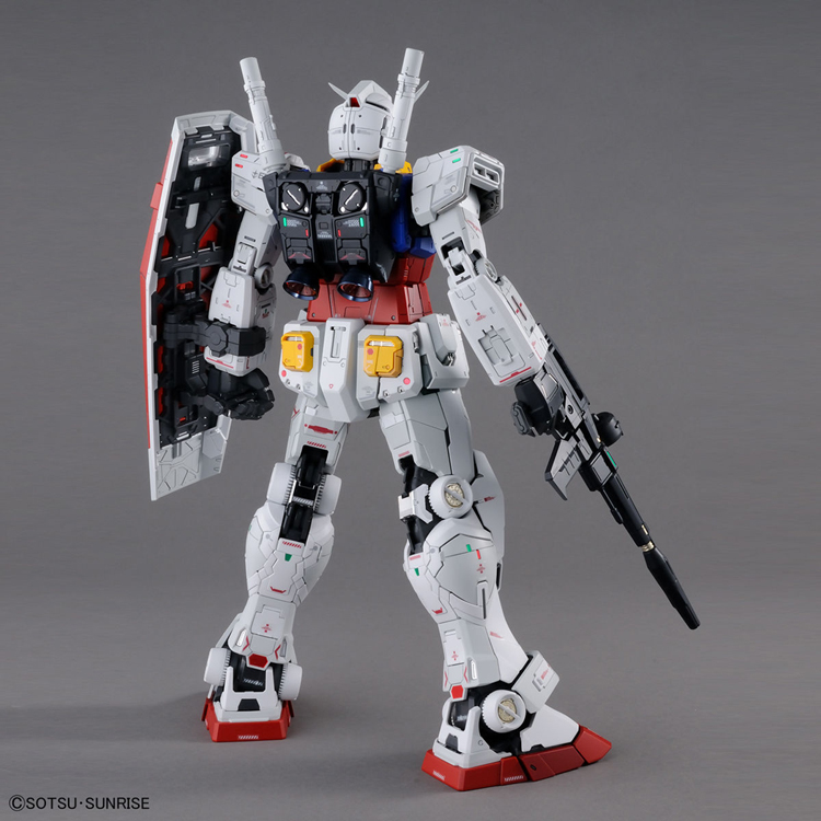 万代PG UNLEASHED 1/60 RX-78-2 PGU元祖高达2.0拼装模型现货-图1