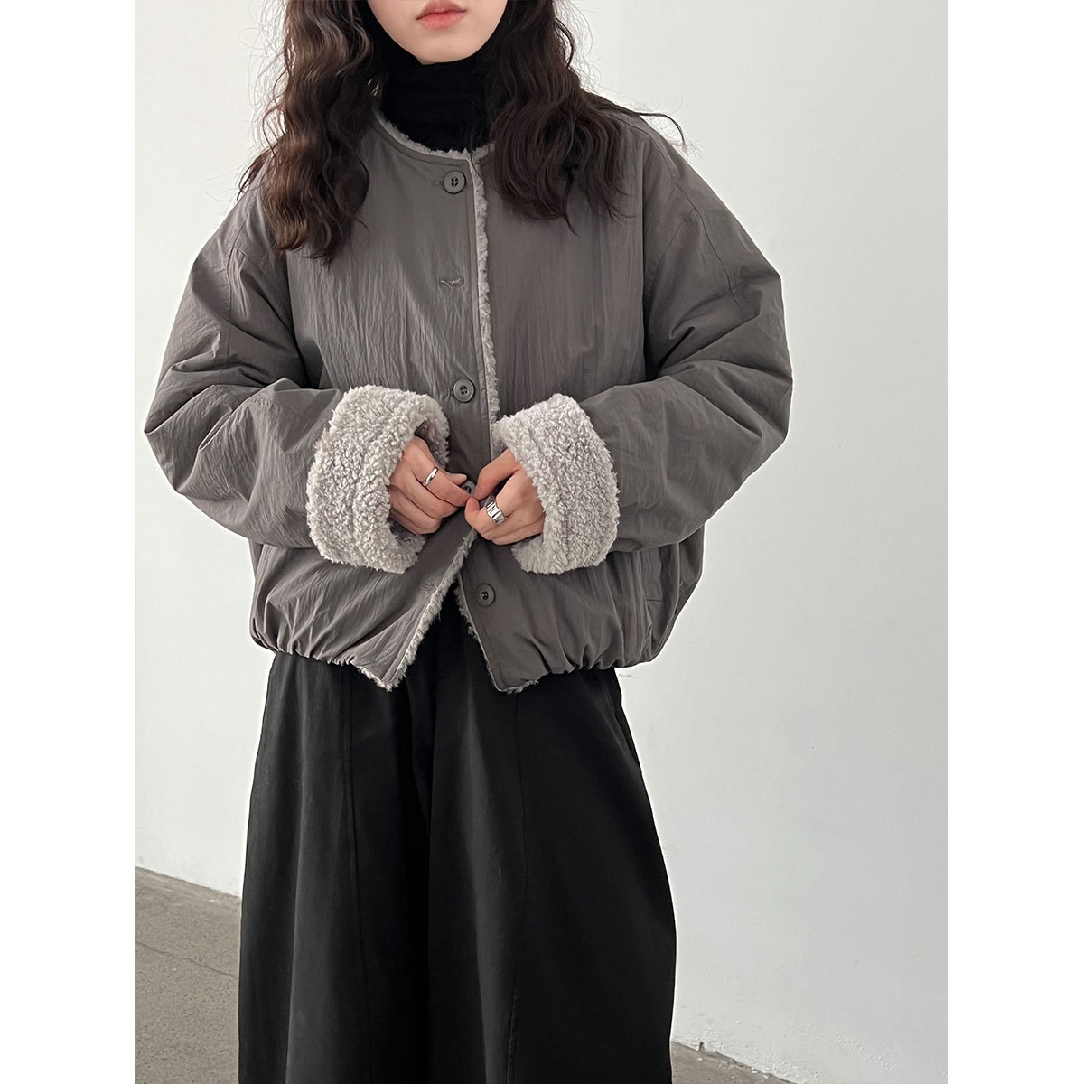 Luxe 韩系复古简约羊羔毛圆领保暖小个子夹棉外套女冬季新款89006 - 图2