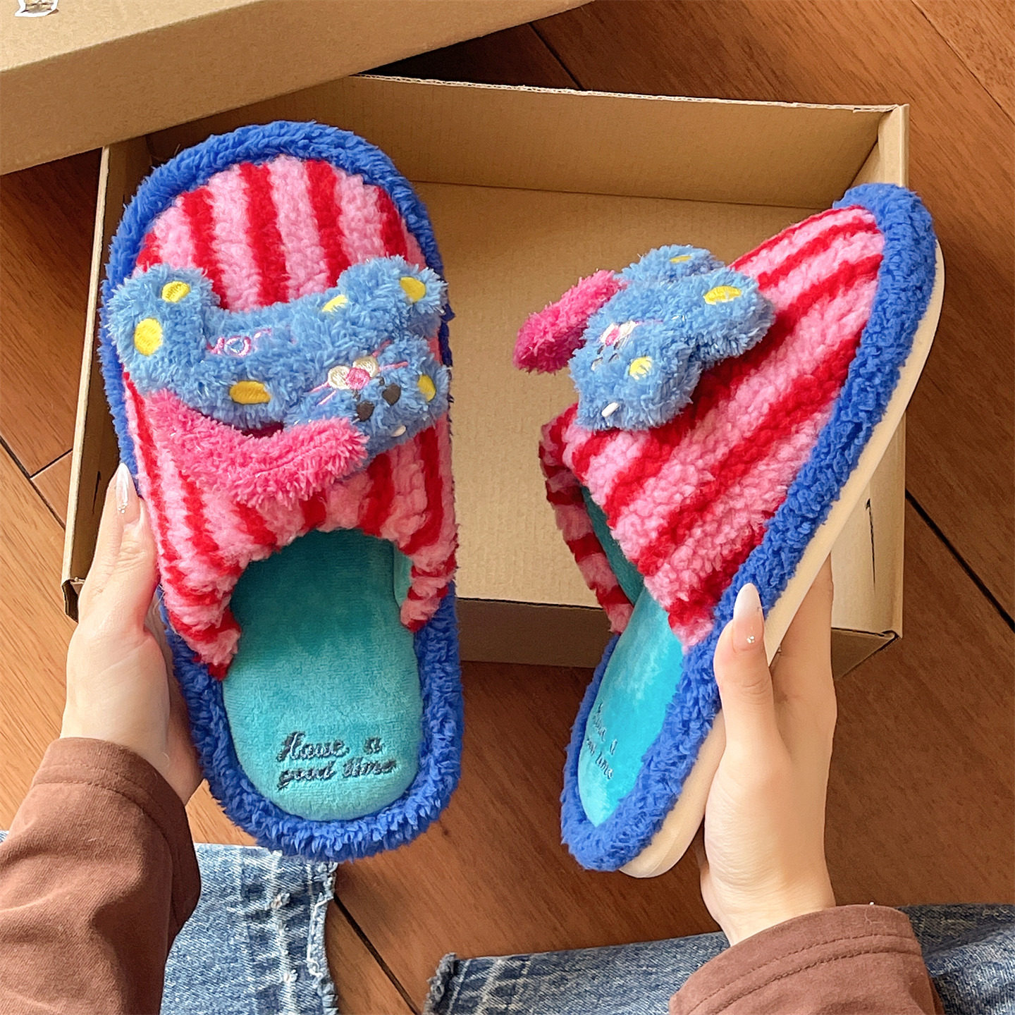 毛毛拖鞋女冬季室内居家保暖毛绒防滑可爱猫咪撞色条纹包头棉拖鞋,淘宝优惠券,粉丝福利购,淘宝优惠卷