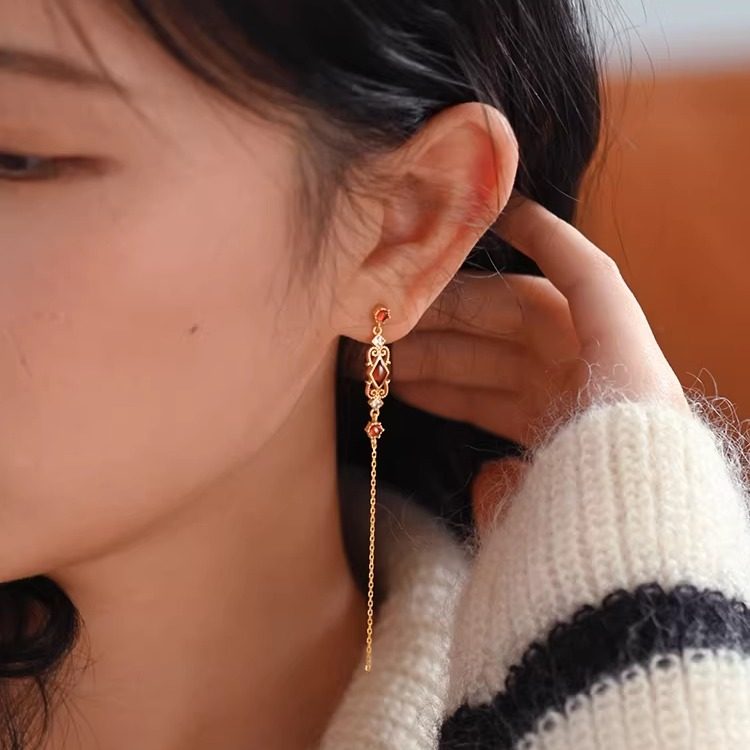 《绯红香氛》原创设计S925纯银耳钉天然红石榴石耳环复古红色礼物,淘宝优惠券,粉丝福利购,淘宝优惠卷