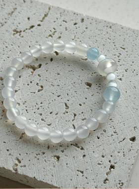 海盐奶冻蓝玉髓白色清新白玉手串简约百搭玉石手腕闺蜜礼物女款