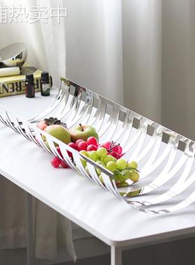 现代轻奢果盘抽象几何卷边网格镂空托盘摆件样板房售楼处软装饰品