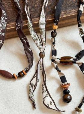 咖色腰果花珠子丝巾项链女气质毛衣链装饰2025新款美拉德穿搭配饰