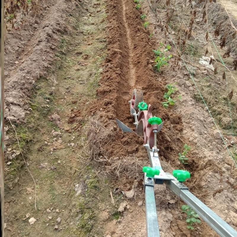 人拉犁手拉犁人工锄地松土农用除草手推梨小型犁地翻土开沟机神器-图2