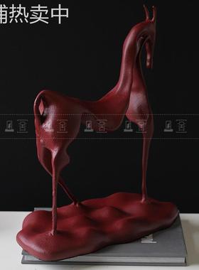 简约现代五金马工艺品摆件售楼部样板间客厅书房玄关桌面软装饰品