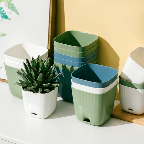 Креативный пластиковый квадратный маленький дизайнерский цветочный горшок для домашнего использования, простой и элегантный дизайн, прямые продажи с завода, тренд сезона