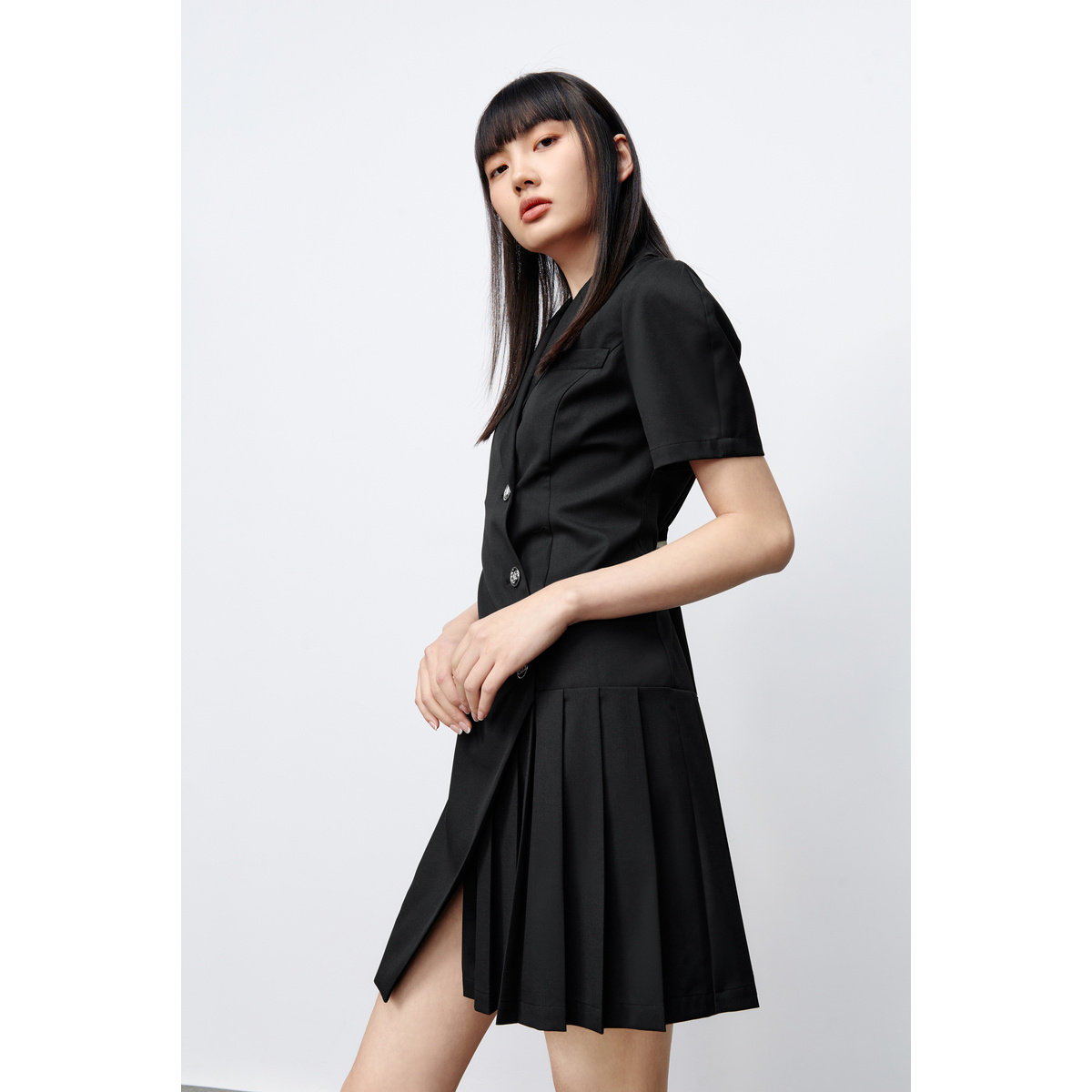  太平鸟outlets店连衣裙