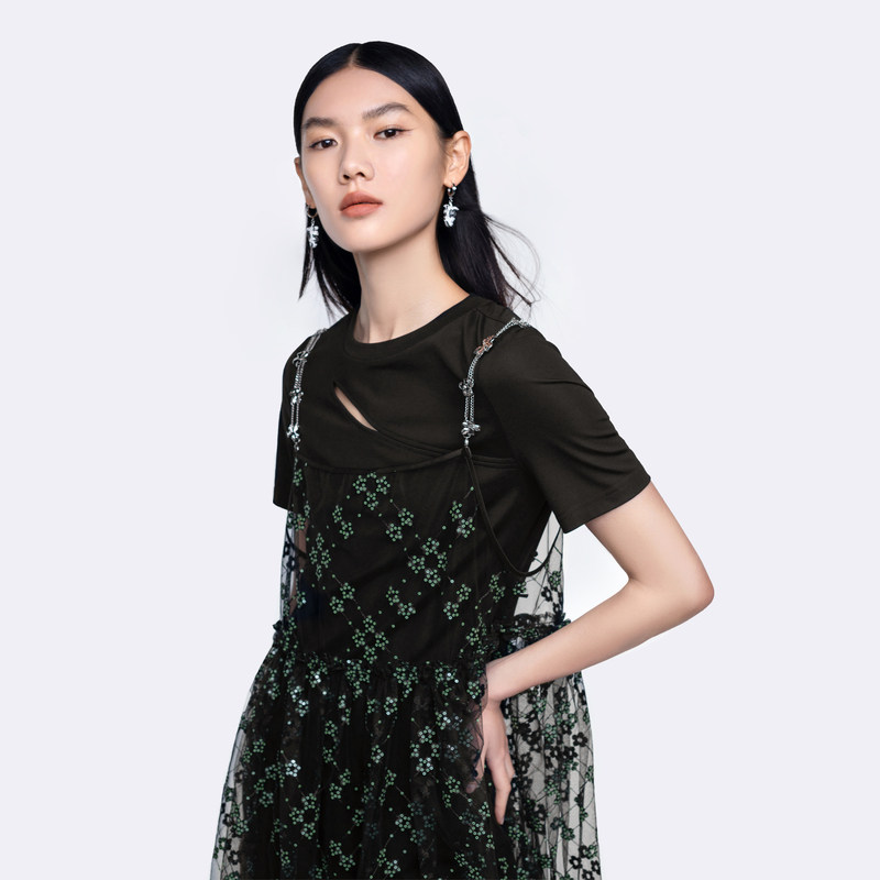 【商场同款】太平鸟年春新款连衣裙 太平鸟outlets店连衣裙