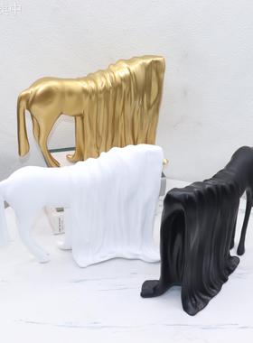 现代简约树脂动物摆件家居客厅酒柜样板间售楼处房玄关轻奢装饰品