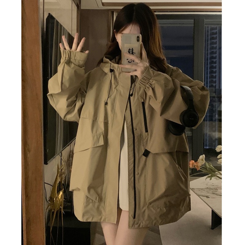 美式情侣冲锋衣外套男女2025春秋新款宽松大码中长款休闲工装风衣