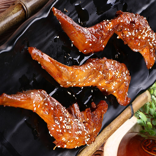 新品麻辣兔腿网红美食兔肉嗨岛兔手撕兔四川成都特产双11伴手赠礼 - 图0
