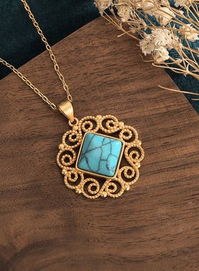 中国风镂空仿绿松石项链