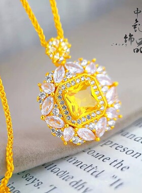 金店同款古法沙金爆闪大黄钻方糖吊坠轻奢高级镶钻方糖项链锁骨链