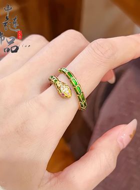 金店同款古法沙金镶钻白蛇青蛇戒指灵蛇缠绕生肖蛇本命年指环