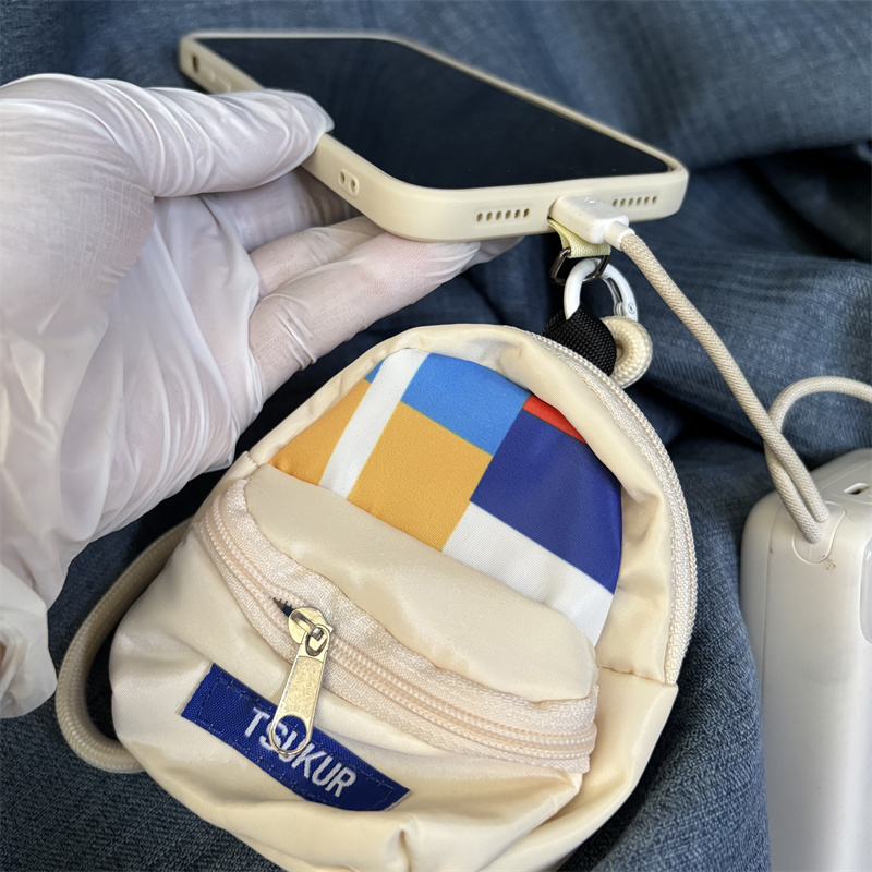 2025新款撞色迷你小书包创意钥匙扣儿童零钱包钥匙包学生背包礼品挂件手机挂绳收纳耳机数据线袋子手腕短绳女 - 图2