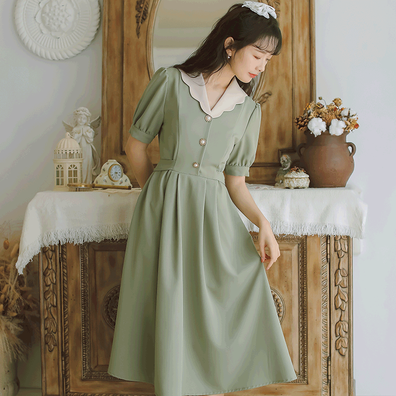 绿色温柔风娃娃领绑带a字裙 芊恬悦连衣裙