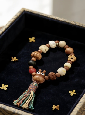 超好看的一款多宝串～芭比檀大蒜，呱呱 搭配金刚、合香珠…等