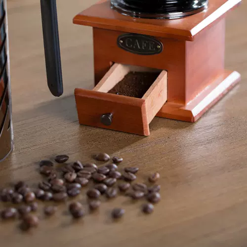 Ручная ручная кофемашина ручной коктейль ретро -кофейная фасоль машины для шлифования домашняя ручная шлифовальная шлифовальная машина.