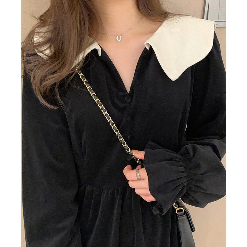 秋冬装配大衣赫本风娃娃领连衣裙 俏旗蔓连衣裙