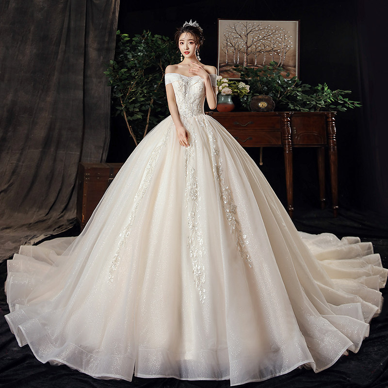 2020新款森系一字肩奢华气质婚纱 繁佑婚纱