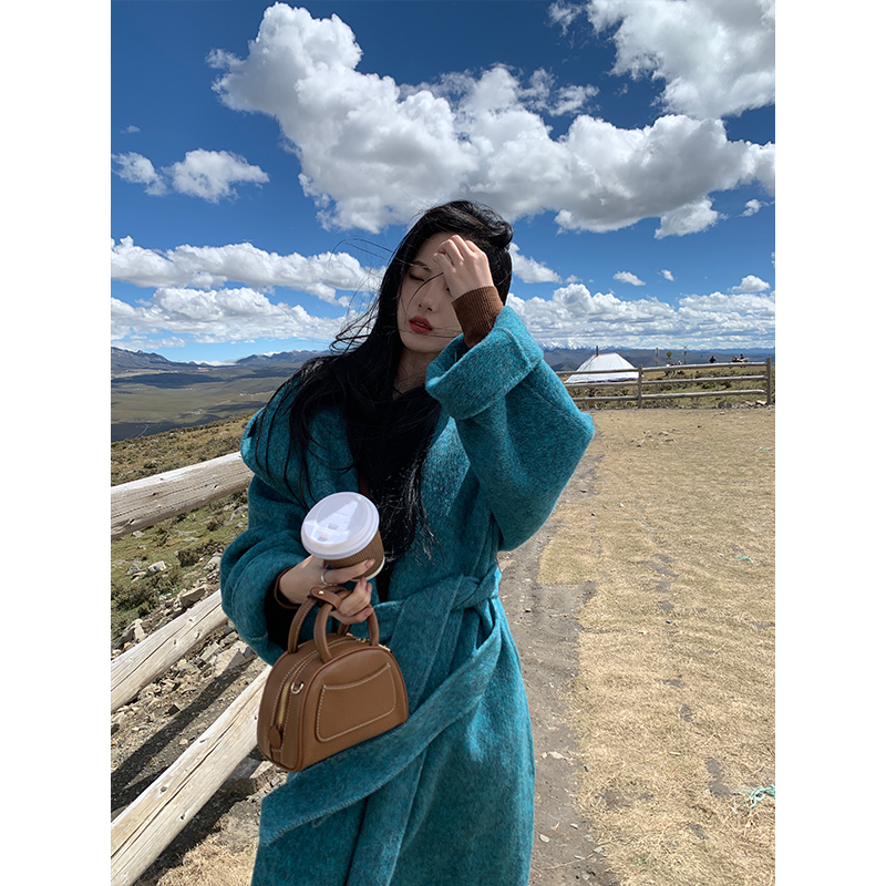 竹依依高端孔雀蓝色连帽双面羊绒大衣女长款2025冬新款羊毛呢外套