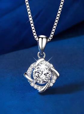 莫桑石微镶镂空四爪风车项链