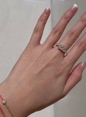 个性时尚双排钻戒指