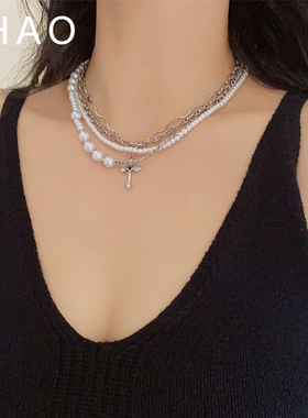 多层叠戴珍珠十字架项链女轻奢小众风时尚优雅百搭个性颈链锁骨链