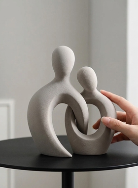 简约抽象人物灰色陶瓷雕塑摆件