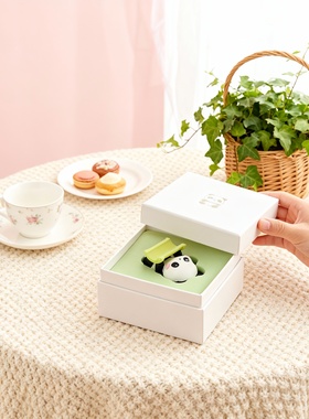 可爱熊猫造型桌面摆件礼物盒装