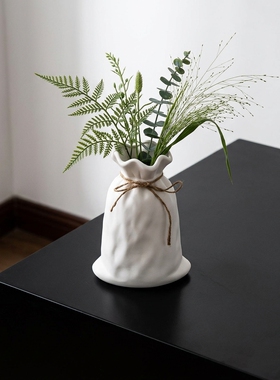 北欧风陶瓷抽绳花瓶摆件