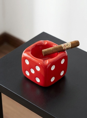 创意红骰子陶瓷桌面装饰摆件