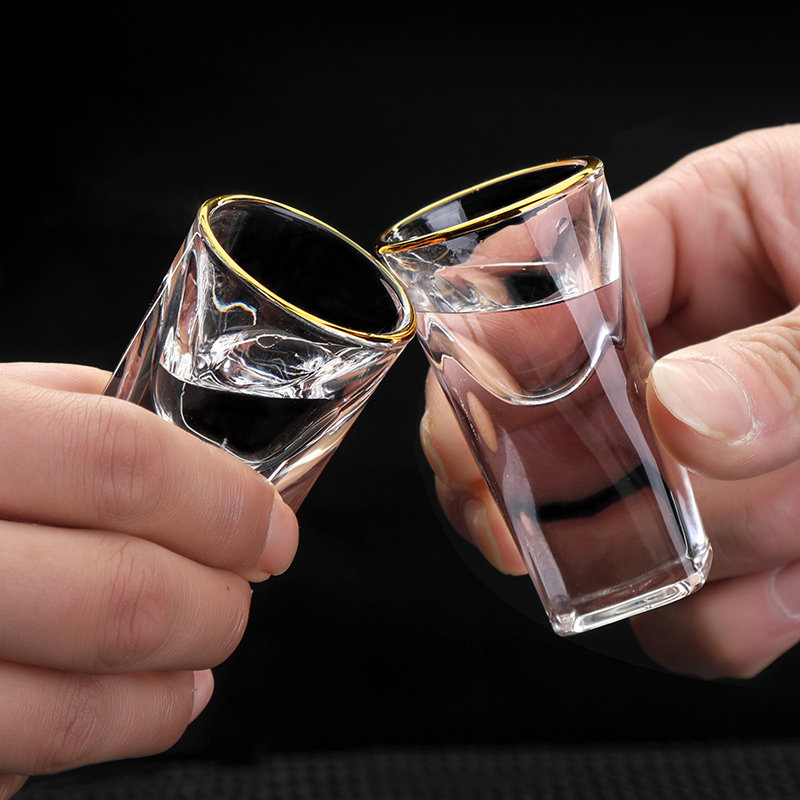 白酒杯分酒器套装家用玻璃子弹杯烈酒杯一口杯小酒樽创意酒具中式,淘宝优惠券,粉丝福利购,淘宝优惠卷