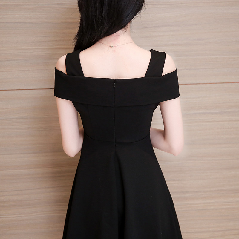 露肩一字肩夏季新款赫本收腰连衣裙 纤娣卡莉连衣裙