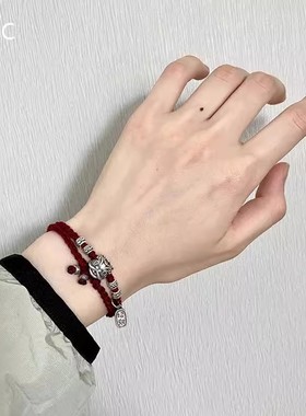 本命年醒狮纳福转运护身红绳手链复古小众独特好运双圈手绳配饰