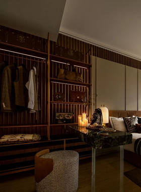 高端样板房餐厅边柜飘窗古法咖啡烛台装饰画软装饰品组合摆件复古