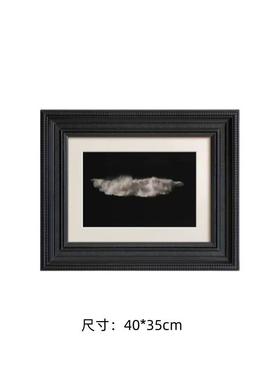 轻奢风样板间衣帽间女士衣柜衣服摆件包包耳环架帽子画框软装饰品