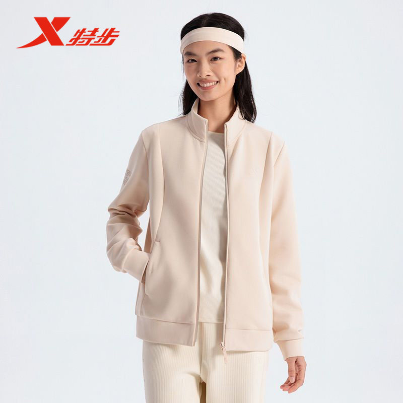 特步运动外套女子2025春季新款健身跑步运动上衣夹克975128060056