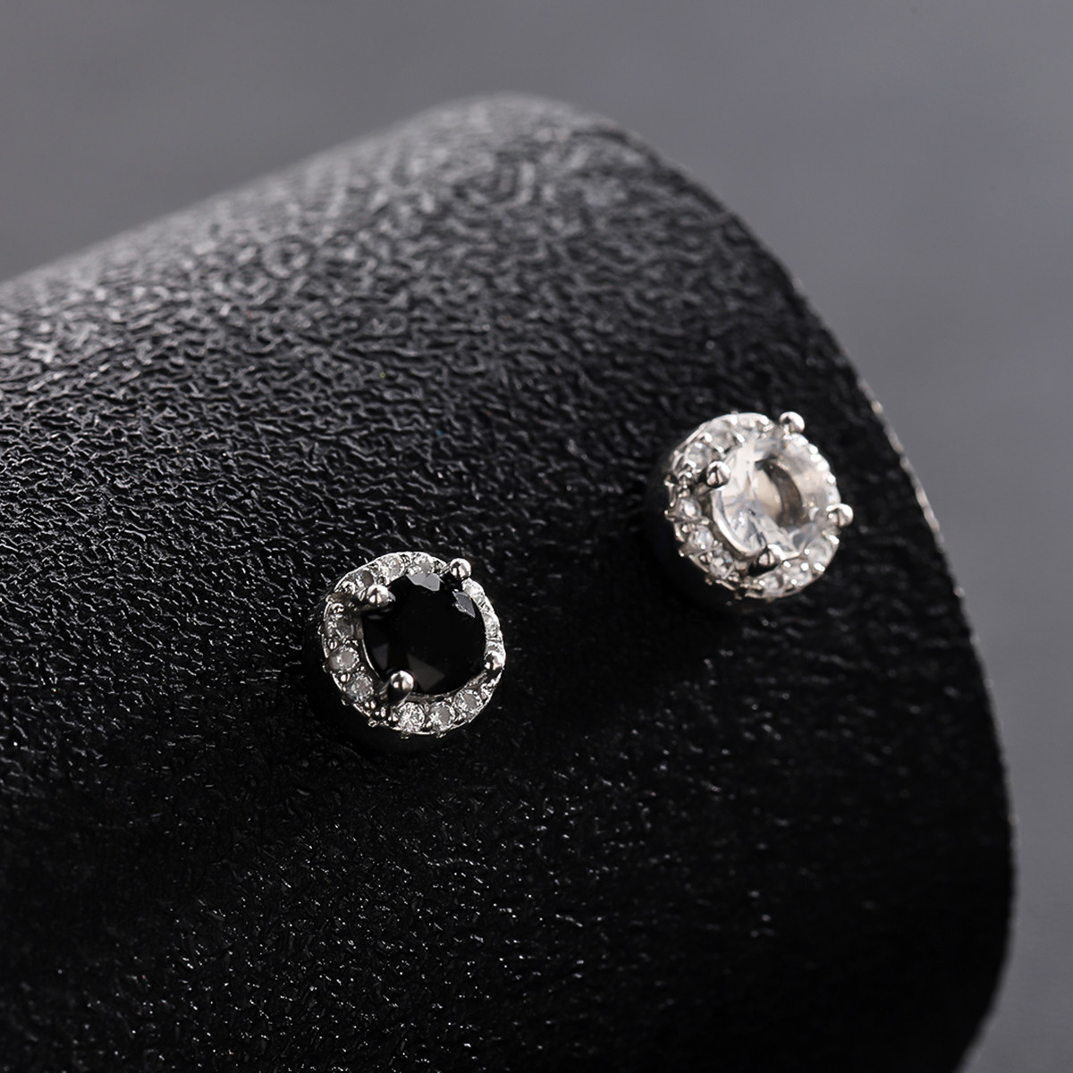 磁吸耳夹男锆石免打孔抗过敏个性轻奢百搭复古无需耳洞耳饰女简约 - 图3