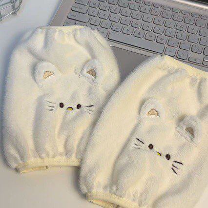 秋冬新款刺绣KT猫防污袖套女羽绒服护袖工作学习学生保暖套袖短款,淘宝优惠券,粉丝福利购,淘宝优惠卷