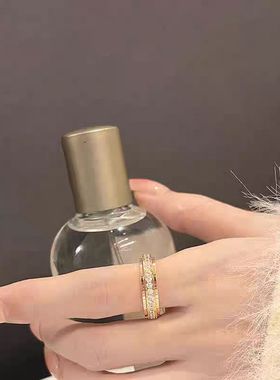 可转动满天星戒指女18k玫瑰金钛钢不掉色食指指环小众设计高级感