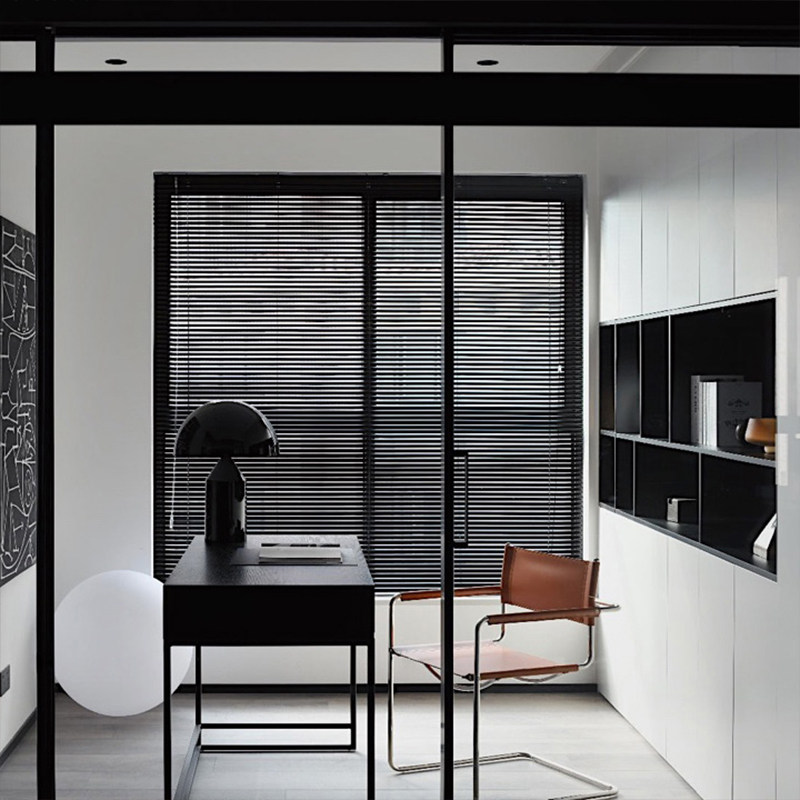 包豪斯椅子舒适办公椅轻奢中古餐椅高端不锈钢管椅网红ins扶手椅