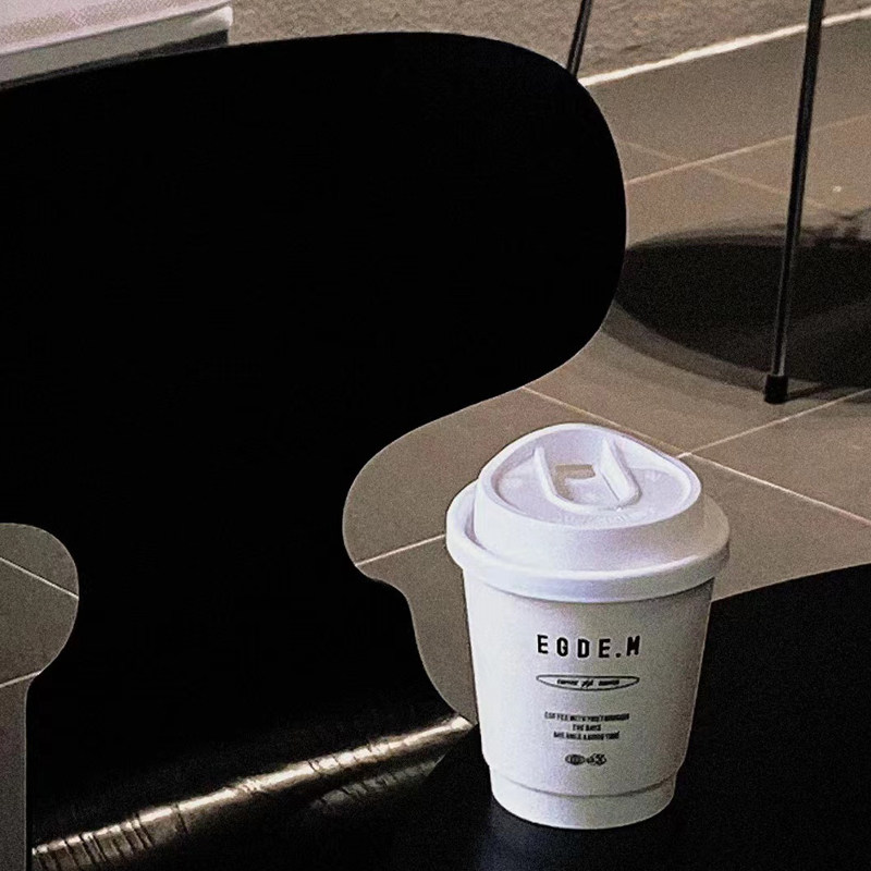 中古餐椅家用实木靠背凳子餐桌椅设计师高级感黑色蚂蚁椅复古椅子