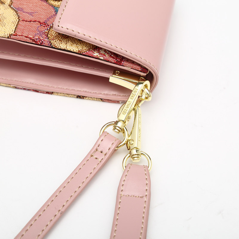 小熊依恋2020春季新款时尚小包包 pjev手机包