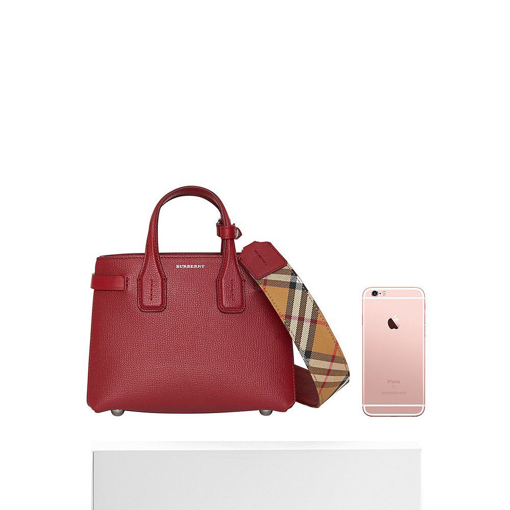 香港直邮qh burberry巴宝莉斜挎包 天猫国际香港直购女士包袋