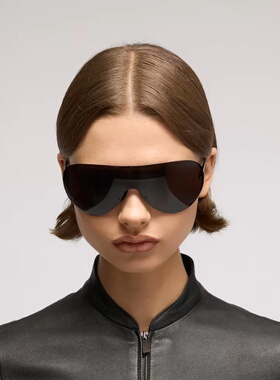 Gucci 古驰 女士 Mask镜框太阳眼镜 875988I3330