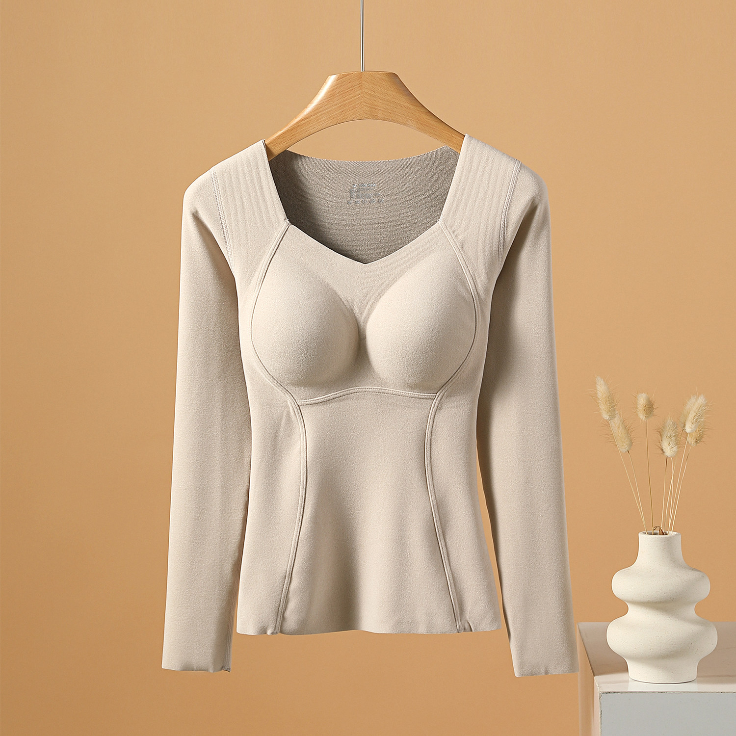 2025冬季保暖内衣女长袖带胸垫一体加厚加绒石墨烯发热打底衫上衣,淘宝优惠券,粉丝福利购,淘宝优惠卷