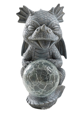 亚马逊热销带翅膀龙抱灯太阳能发光庭院户外摆件花园阳光房小雕塑