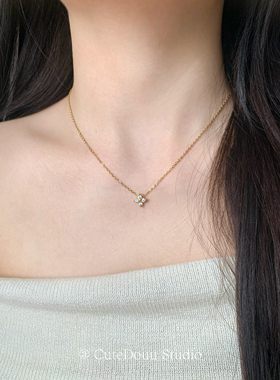 CuteDouu 闪闪四叶草 不掉色钛钢闪钻四叶草项链精致通勤锁骨链女